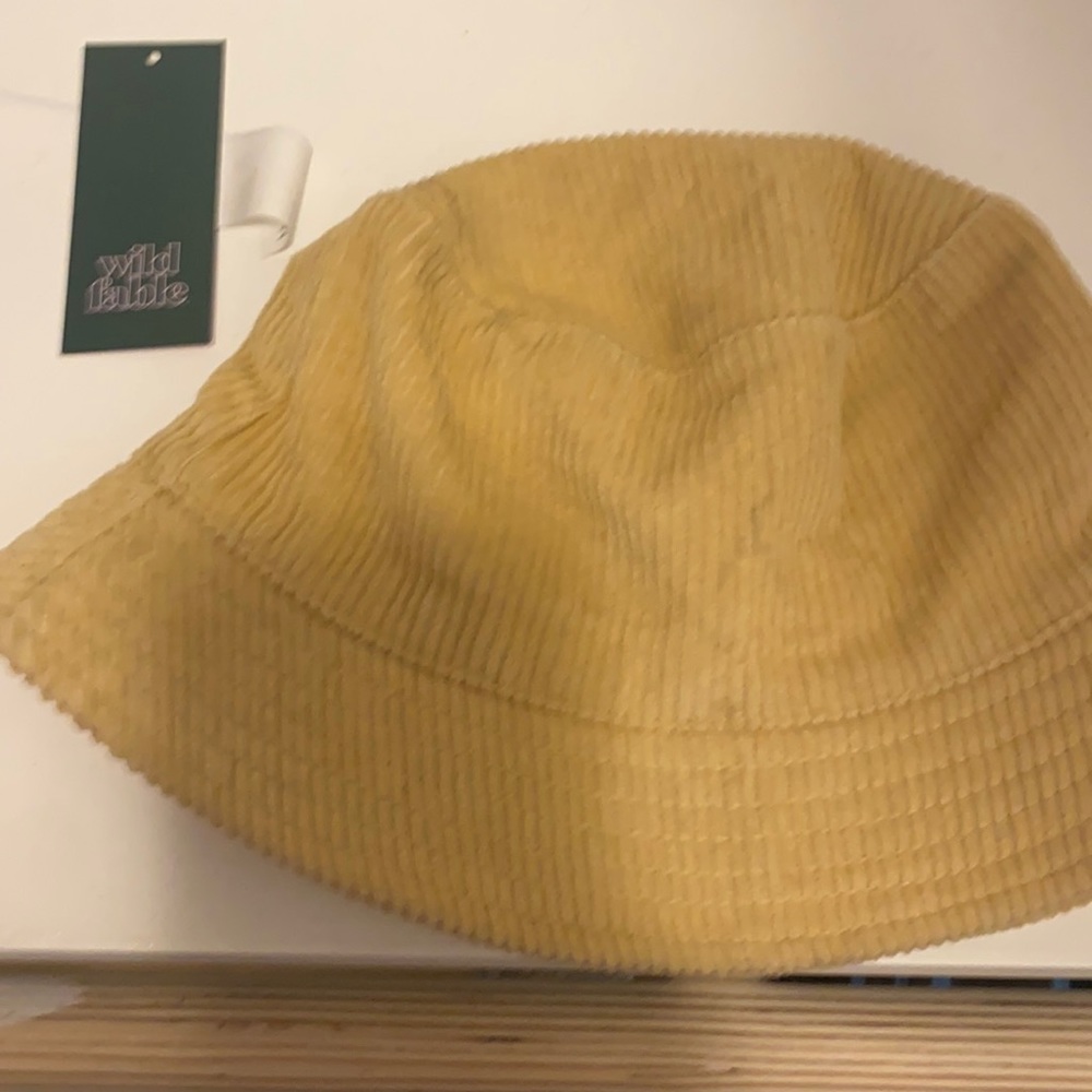 ‼️‼️TRENDY BEIGE BUCKET HAT‼️‼️